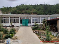 2014年的平房，房屋是270平，院子是800多，鸟语花香，